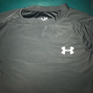 Under Armour shirt!!